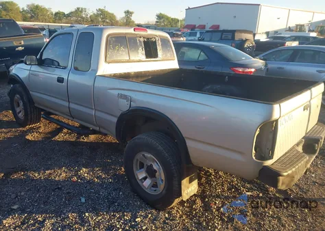 2000 Toyota Tacoma из США, поврежденный, VIN 4TAWM72NXYZ675132